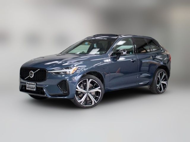 2022 Volvo XC60 Recharge Plug-In Hybrid R-Design