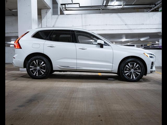 2022 Volvo XC60 Recharge Plug-In Hybrid Inscription Expression