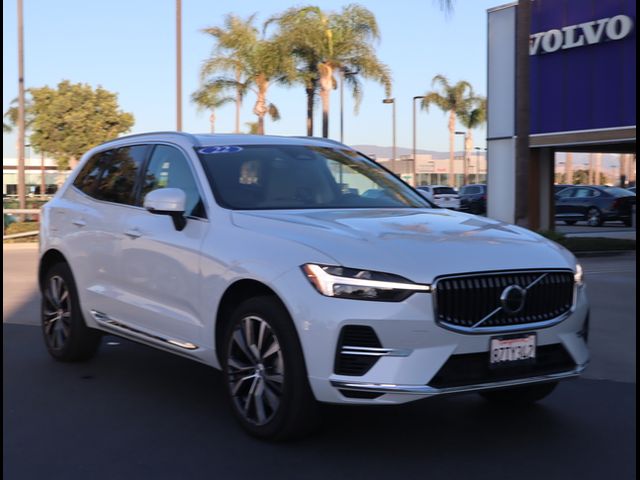 2022 Volvo XC60 Recharge Plug-In Hybrid Inscription Expression