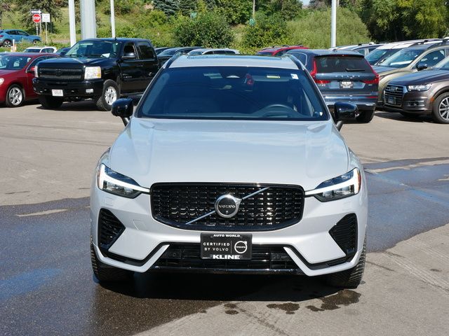 2022 Volvo XC60 Recharge Plug-In Hybrid R-Design