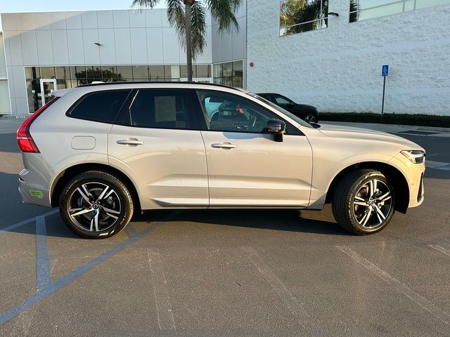 2022 Volvo XC60 Recharge Plug-In Hybrid R-Design