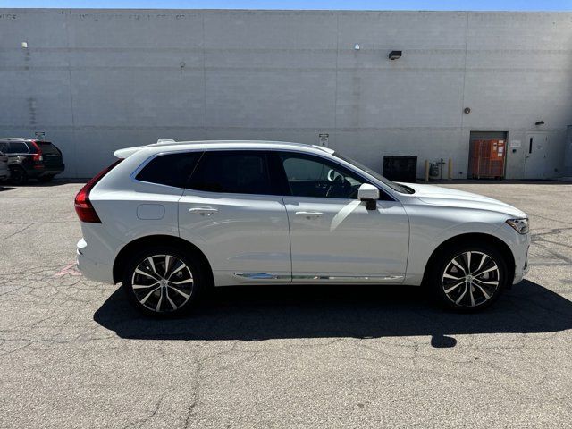 2022 Volvo XC60 Recharge Plug-In Hybrid Inscription Expression