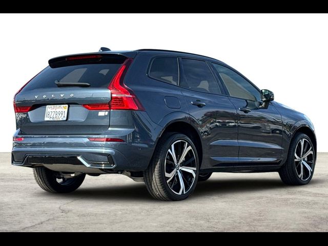 2022 Volvo XC60 Recharge Plug-In Hybrid R-Design