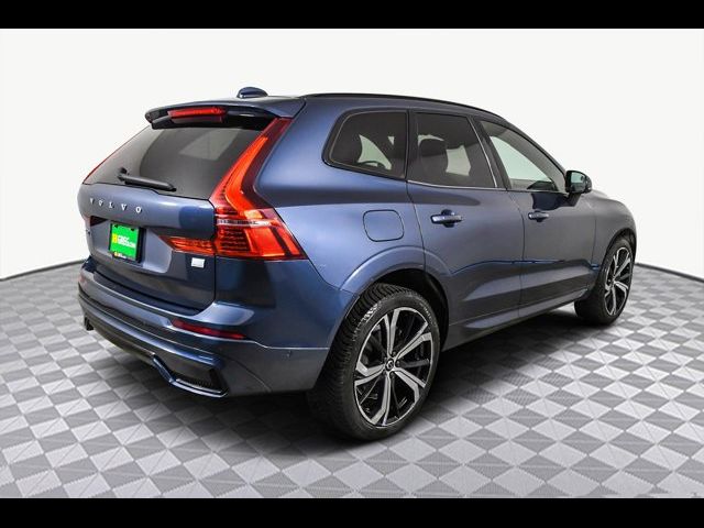 2022 Volvo XC60 Recharge Plug-In Hybrid R-Design