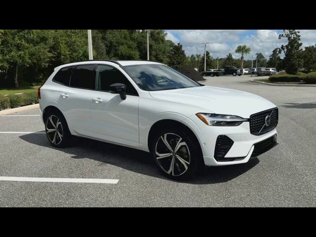 2022 Volvo XC60 Recharge Plug-In Hybrid R-Design