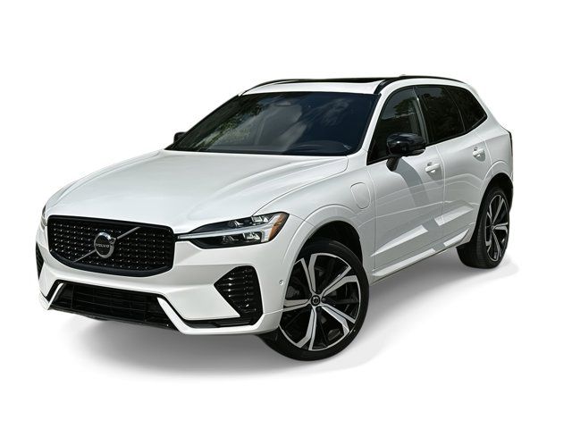 2022 Volvo XC60 Recharge Plug-In Hybrid R-Design