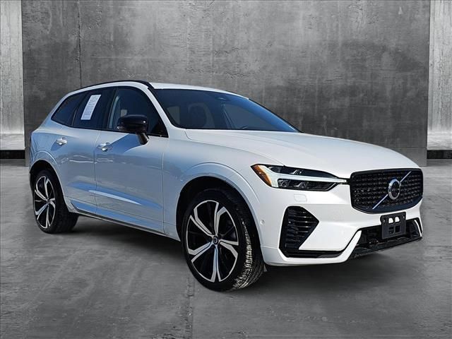 2022 Volvo XC60 Recharge Plug-In Hybrid R-Design