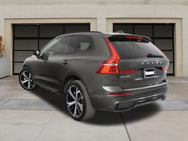 2022 Volvo XC60 Recharge Plug-In Hybrid R-Design