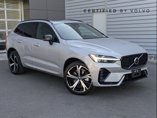 2022 Volvo XC60 Recharge Plug-In Hybrid R-Design