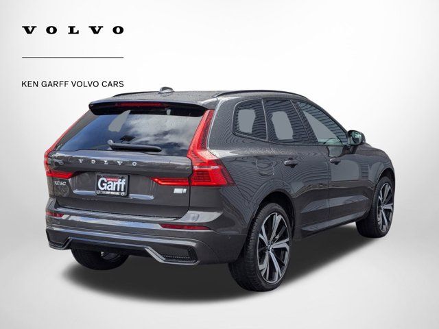 2022 Volvo XC60 Recharge Plug-In Hybrid R-Design