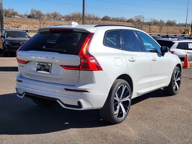 2022 Volvo XC60 Recharge R-Design