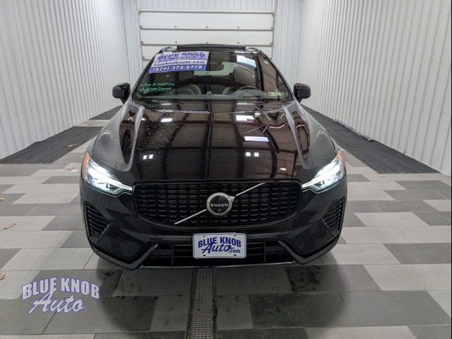 2022 Volvo XC60 Recharge Plug-In Hybrid R-Design