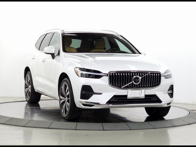 2022 Volvo XC60 Recharge Plug-In Hybrid Inscription