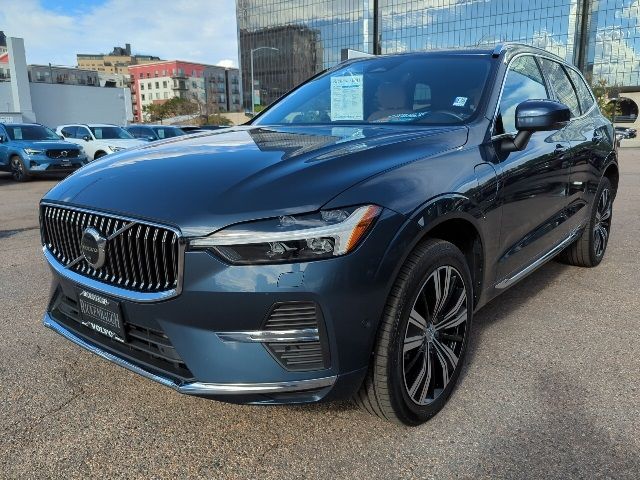 2022 Volvo XC60 Recharge Plug-In Hybrid Inscription