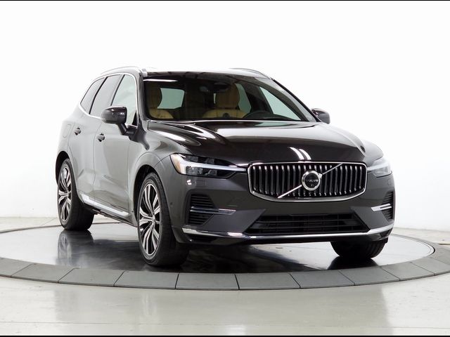 2022 Volvo XC60 Recharge Plug-In Hybrid Inscription