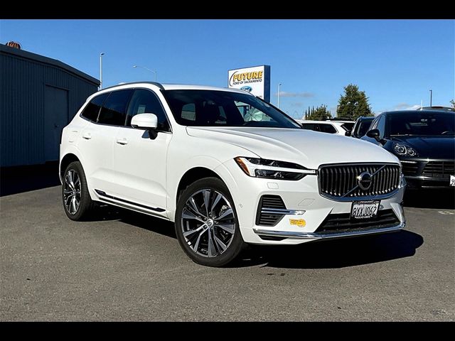 2022 Volvo XC60 Recharge Plug-In Hybrid Inscription Expression