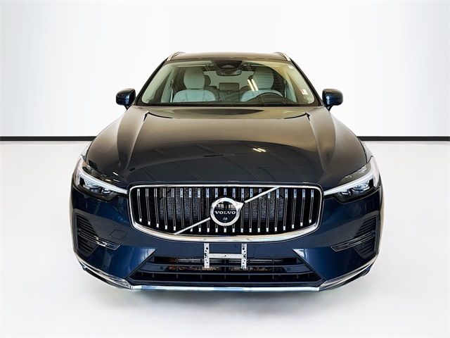 2022 Volvo XC60 Recharge Plug-In Hybrid Inscription Expression