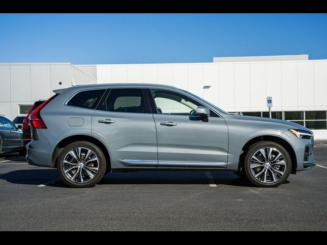 2022 Volvo XC60 Recharge Plug-In Hybrid Inscription Expression