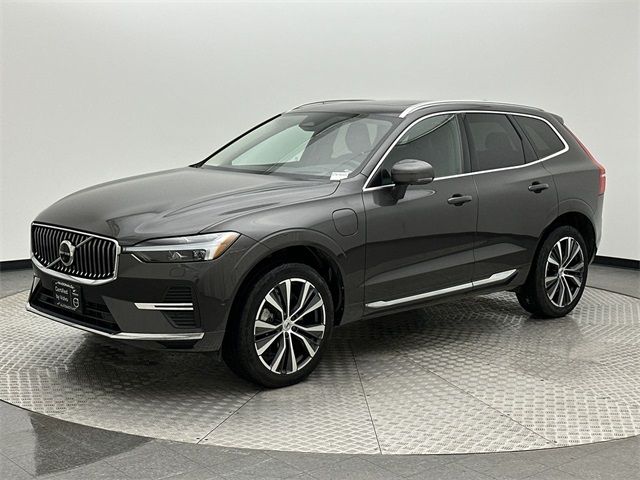 2022 Volvo XC60 Recharge Inscription Expression