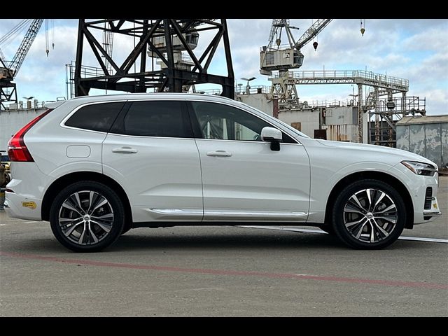 2022 Volvo XC60 Recharge Plug-In Hybrid Inscription Expression