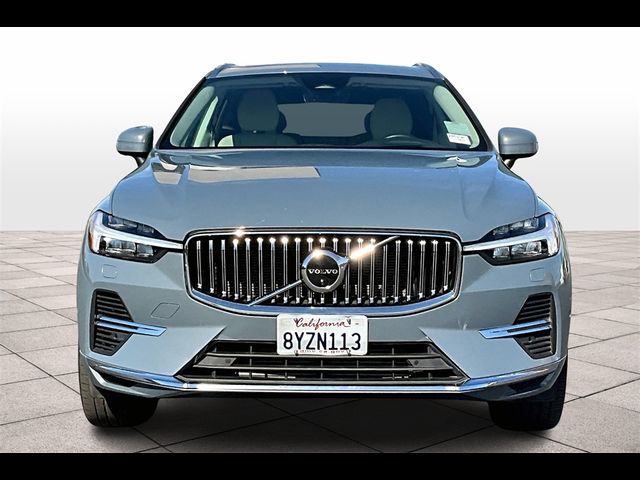 2022 Volvo XC60 Recharge Plug-In Hybrid Inscription Expression