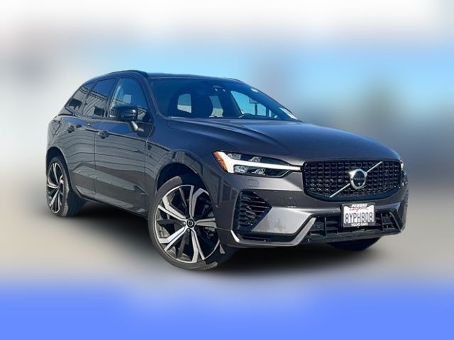 2022 Volvo XC60 Recharge Plug-In Hybrid R-Design