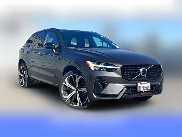 2022 Volvo XC60 Recharge Plug-In Hybrid R-Design