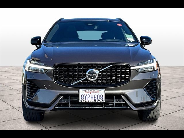 2022 Volvo XC60 Recharge Plug-In Hybrid R-Design