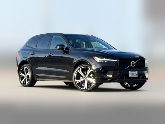 2022 Volvo XC60 Recharge Plug-In Hybrid R-Design