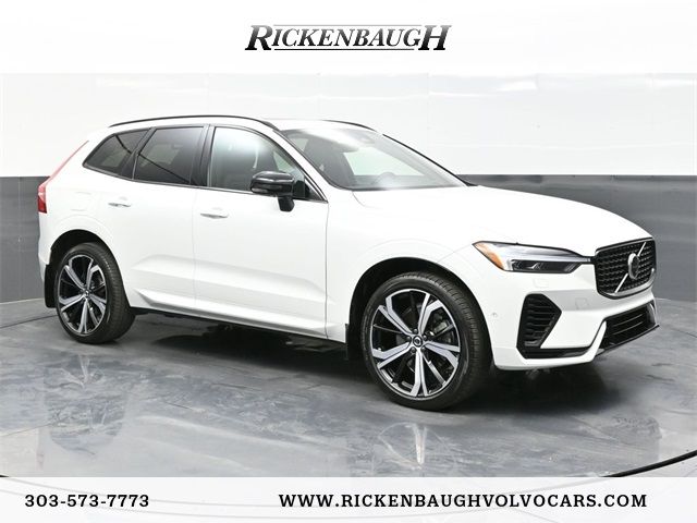 2022 Volvo XC60 Recharge Plug-In Hybrid R-Design