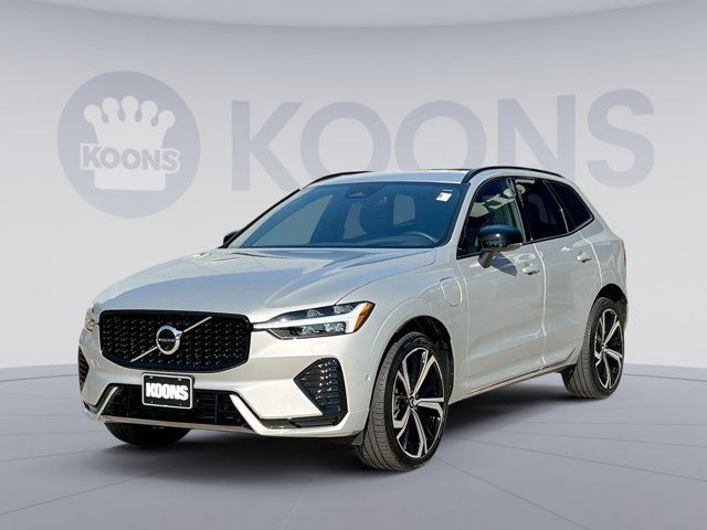 2022 Volvo XC60 Recharge Plug-In Hybrid R-Design