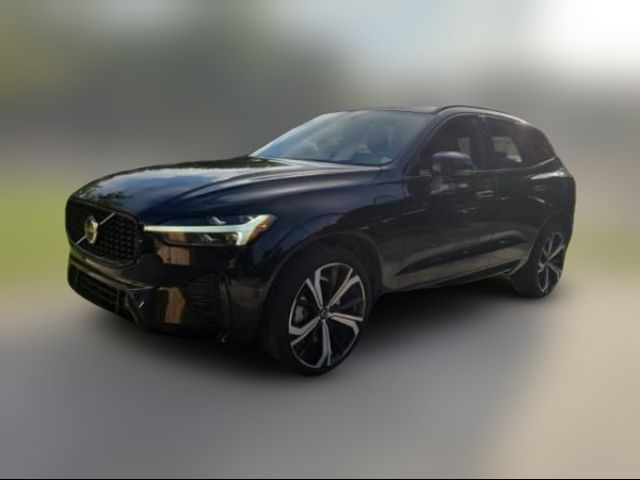 2022 Volvo XC60 Recharge Plug-In Hybrid R-Design