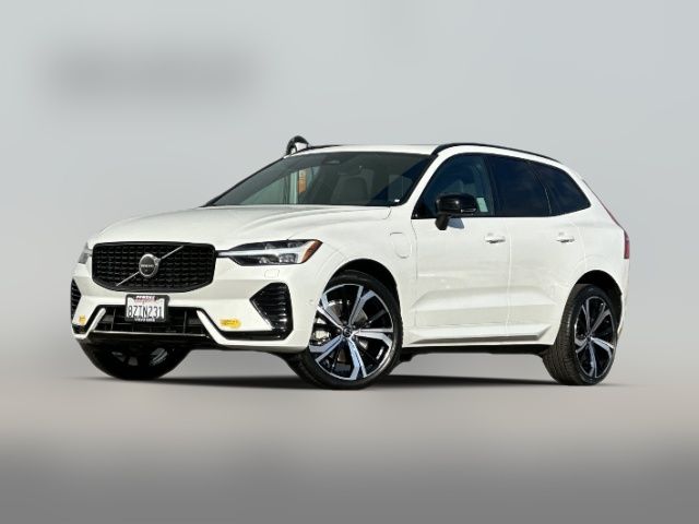 2022 Volvo XC60 Recharge Plug-In Hybrid R-Design