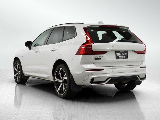 2022 Volvo XC60 Recharge Plug-In Hybrid R-Design