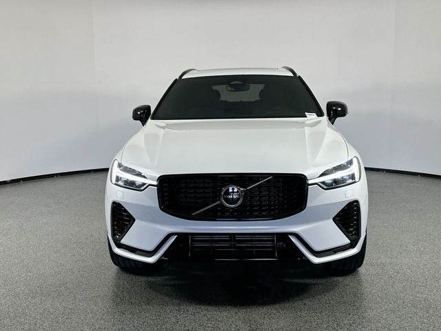 2022 Volvo XC60 Recharge Plug-In Hybrid R-Design