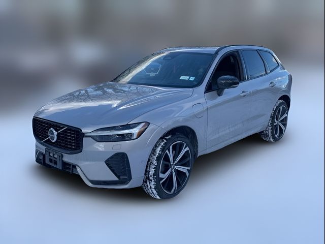 2022 Volvo XC60 Recharge Plug-In Hybrid R-Design