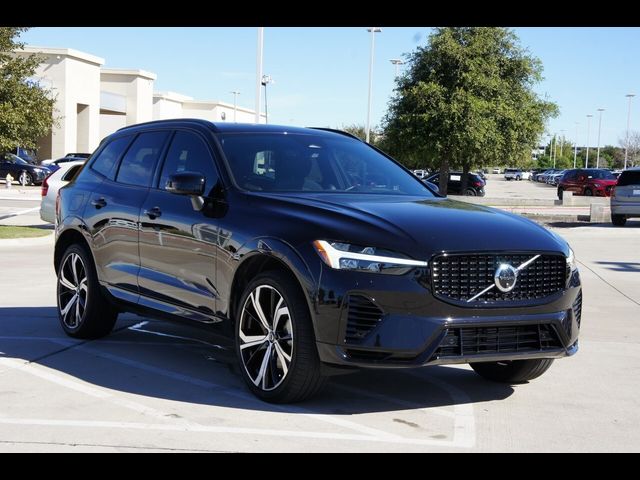 2022 Volvo XC60 Recharge Plug-In Hybrid R-Design