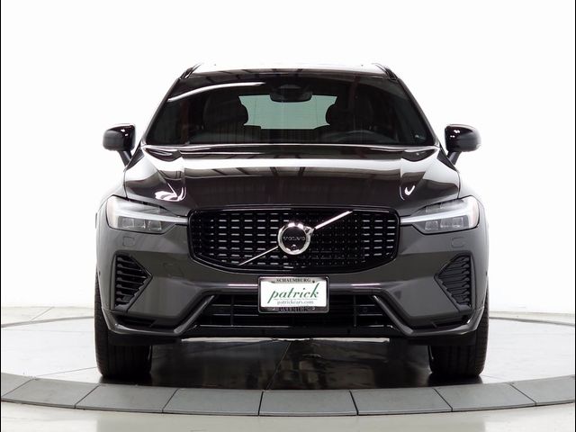 2022 Volvo XC60 Recharge Plug-In Hybrid R-Design