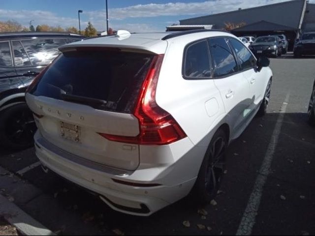 2022 Volvo XC60 Recharge Plug-In Hybrid R-Design