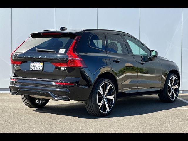 2022 Volvo XC60 Recharge Plug-In Hybrid R-Design