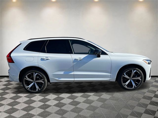 2022 Volvo XC60 Recharge Plug-In Hybrid R-Design