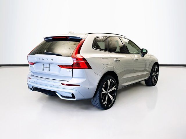 2022 Volvo XC60 Recharge Plug-In Hybrid R-Design