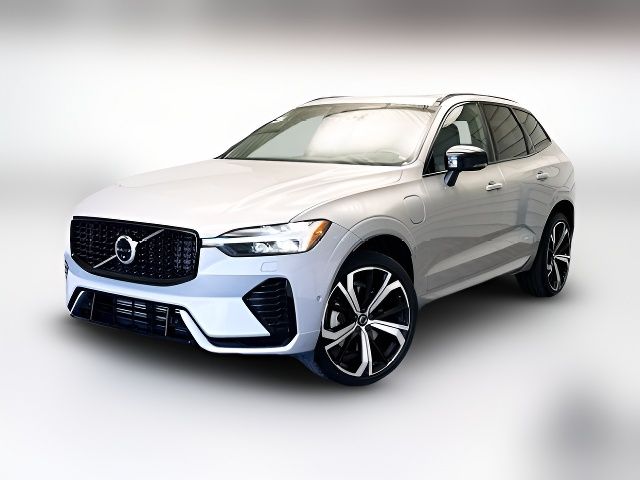 2022 Volvo XC60 Recharge Plug-In Hybrid R-Design