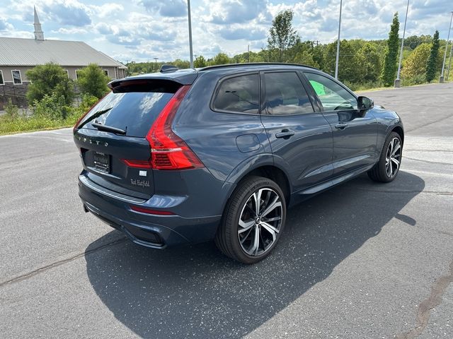 2022 Volvo XC60 Recharge Plug-In Hybrid R-Design