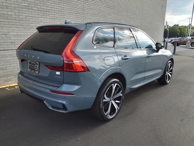 2022 Volvo XC60 Recharge Plug-In Hybrid R-Design