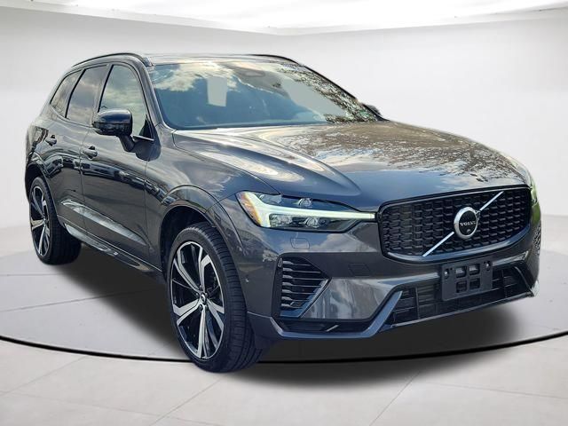 2022 Volvo XC60 Recharge Plug-In Hybrid R-Design