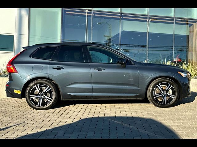 2022 Volvo XC60 Recharge Plug-In Hybrid R-Design