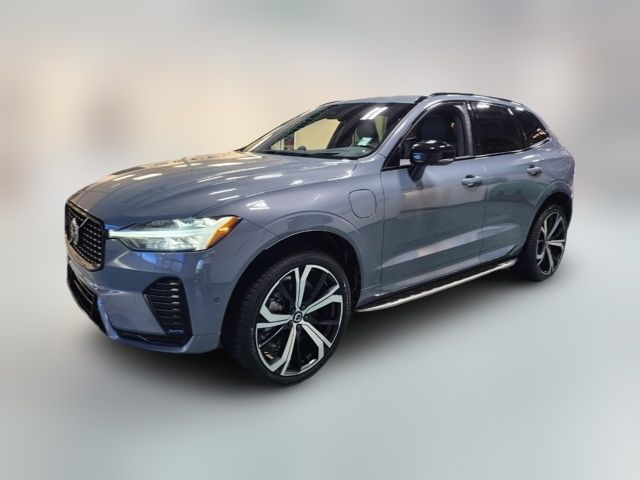 2022 Volvo XC60 Recharge Plug-In Hybrid R-Design
