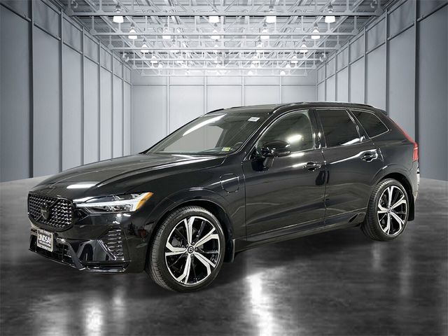 2022 Volvo XC60 Recharge Plug-In Hybrid R-Design