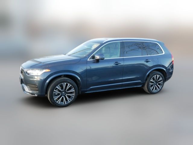 2022 Volvo XC90 Momentum